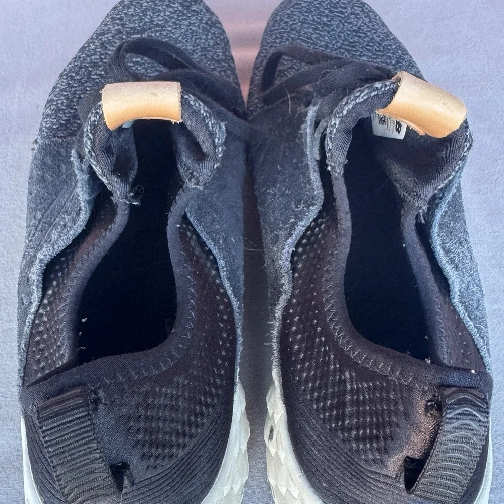 New Balance product pair